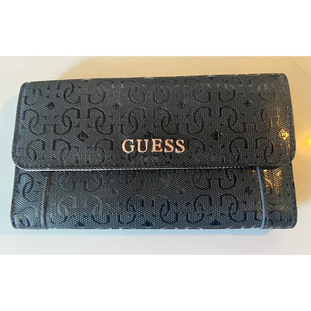 Guess GlossyBlack EmbossedLogo Trifold Wallet Gold Tone Nameplate Beige Interior